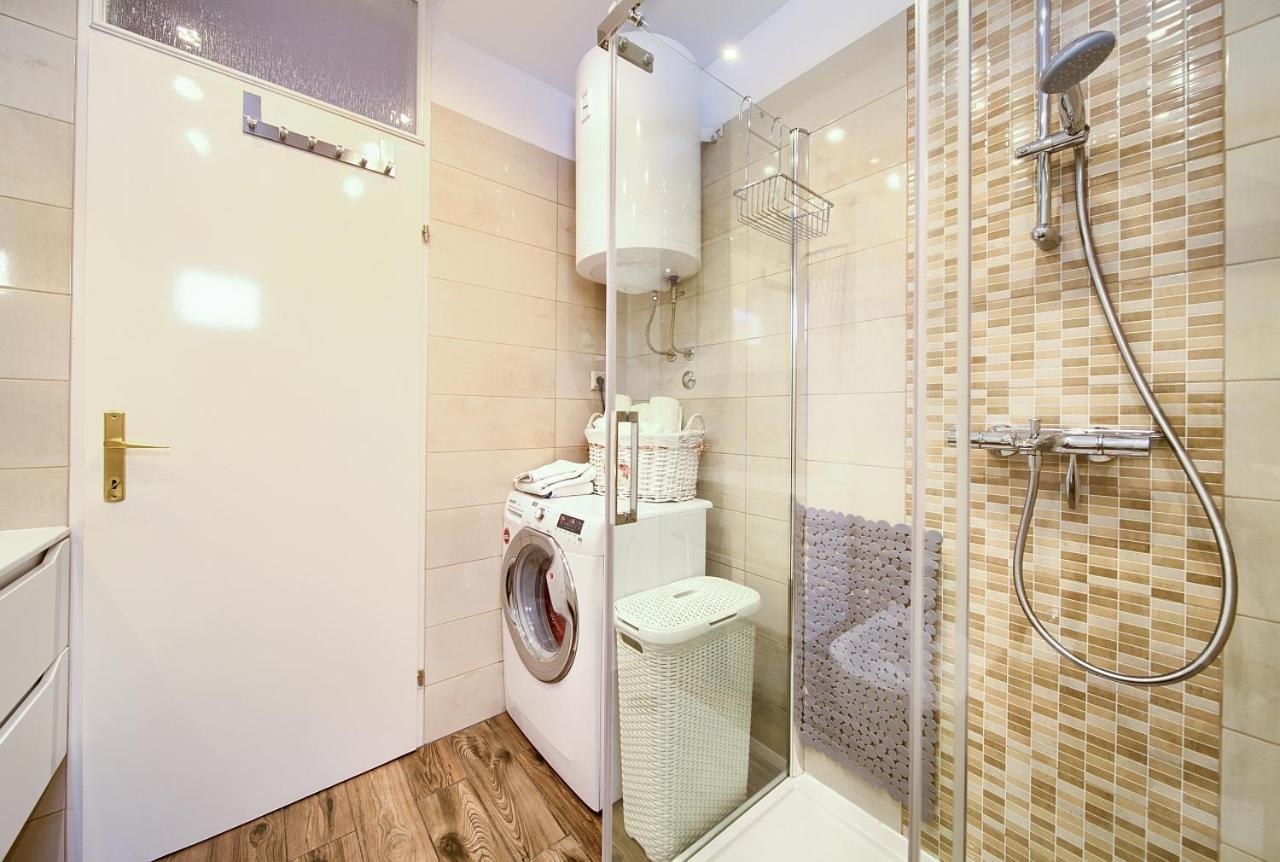 Apartman Bor Krk 크르크 외부 사진